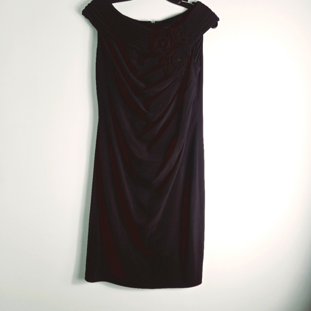 Adrianna Papell Black Cocktail Knee Length Sleeveless Pleated Dress